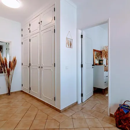 1 Bed With Pool In Апартаменты *
