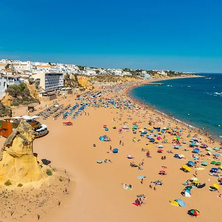 Apartman 1 Bed With Pool In *