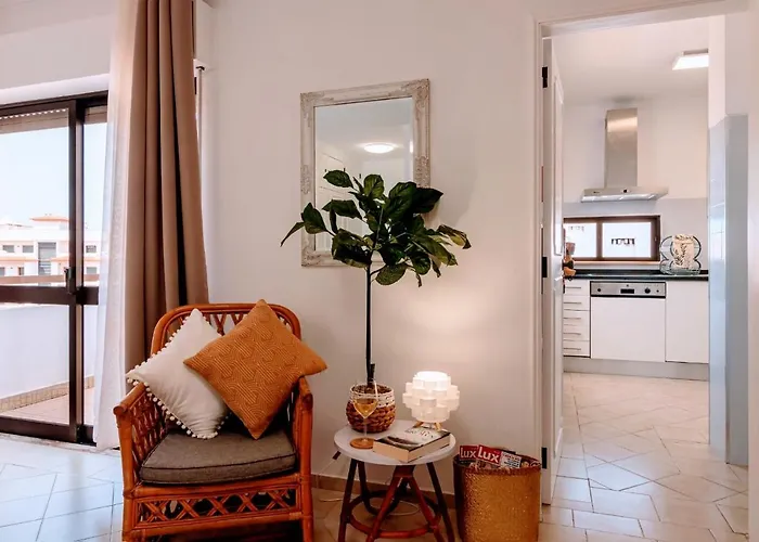 아파트 1 Bed With Pool In