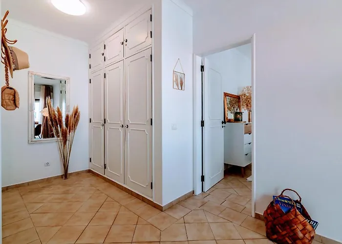 1 Bed With Pool In 아파트 *